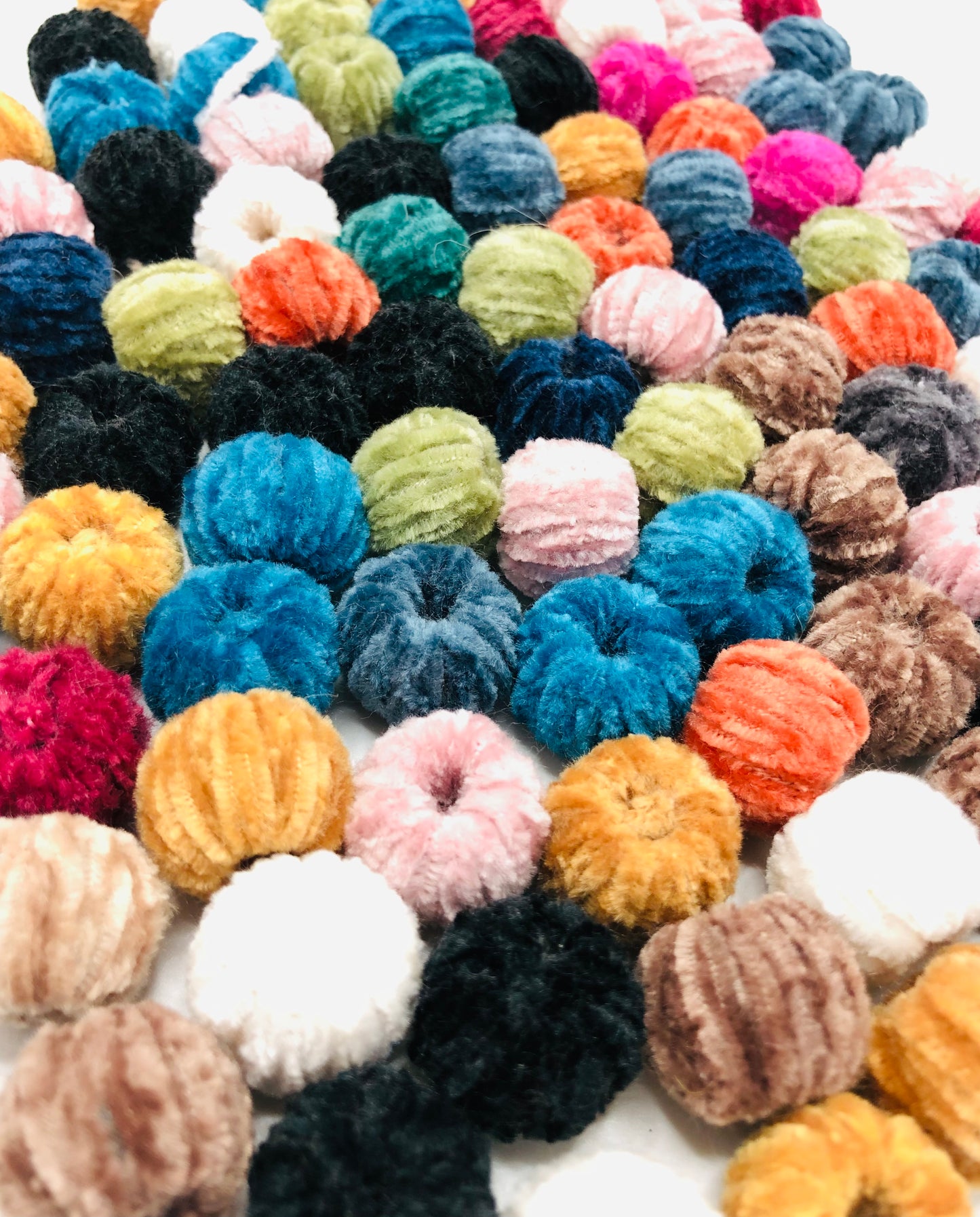 Fuzzy bead corduroy wool Colored bead 16mm Random Mix