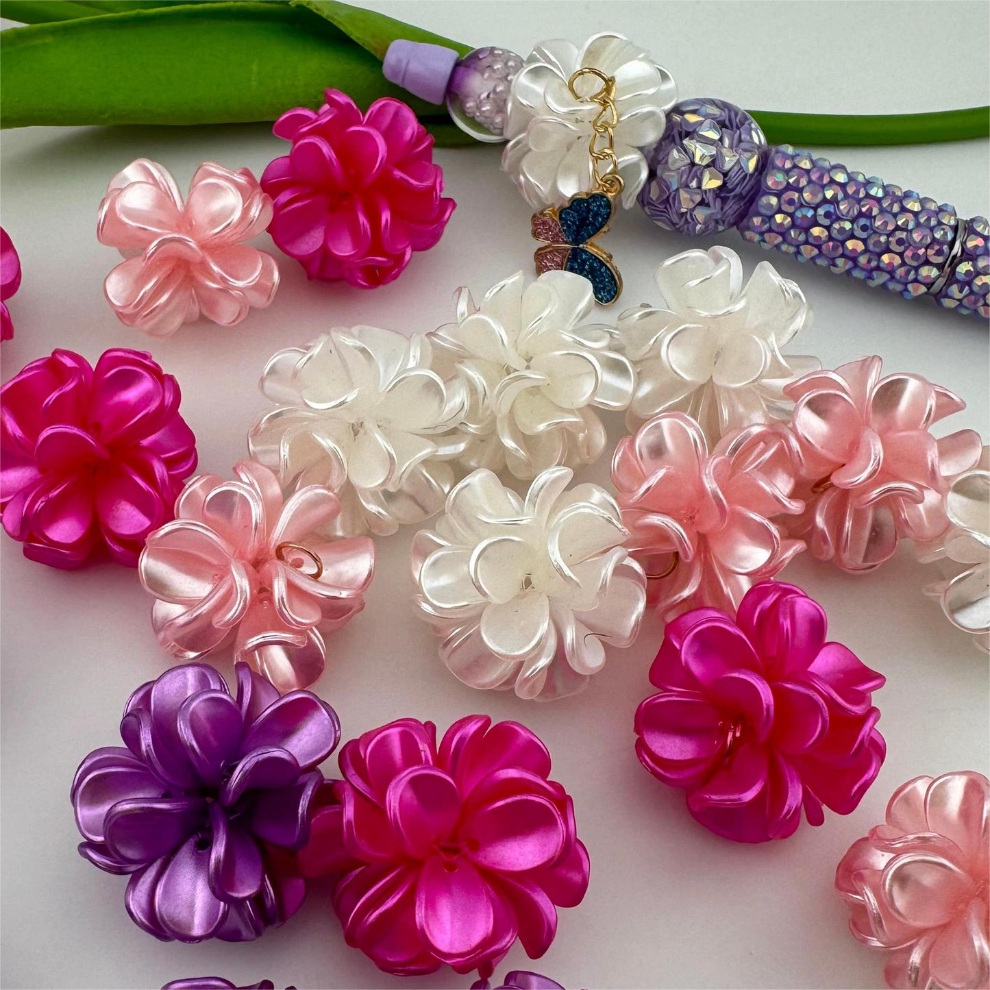 Three-dimensional flower UV Resin bead with hook loop attach to charm ,Random Mix 25mm