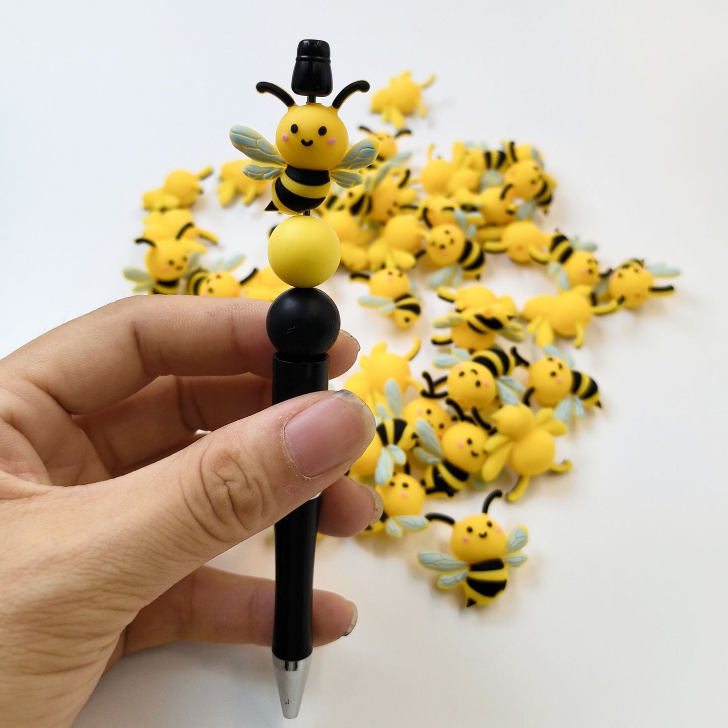 Bees Three-dimensional silicone cartoon DYI beads Bee bead