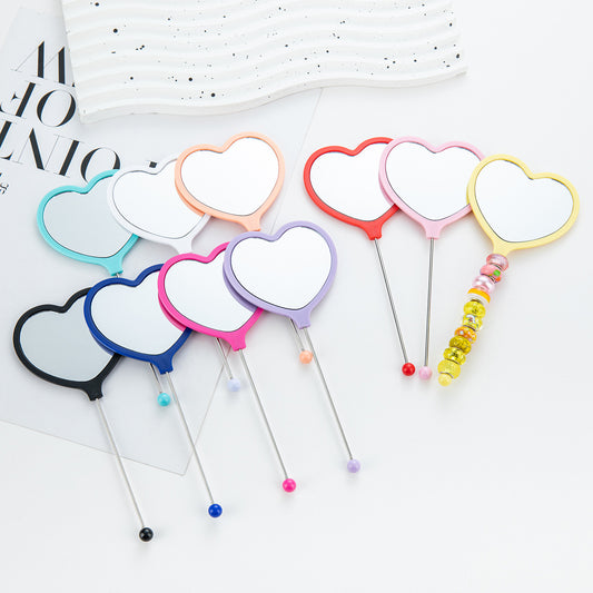 Multicolored heart diy beaded small mirror Portable high-definition mirror Hold a mirror in hand Special handle makeup mirror for girls Random Mix