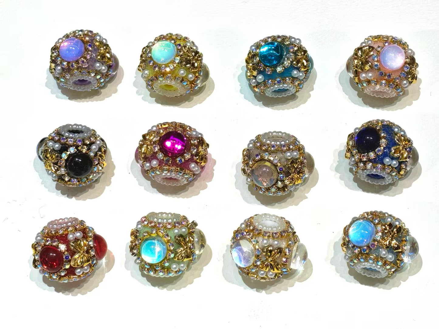 Fancy Beads Golden chain Gold bow beads Bubble Rhinestone Medieval-style beads 18mm Random Mix