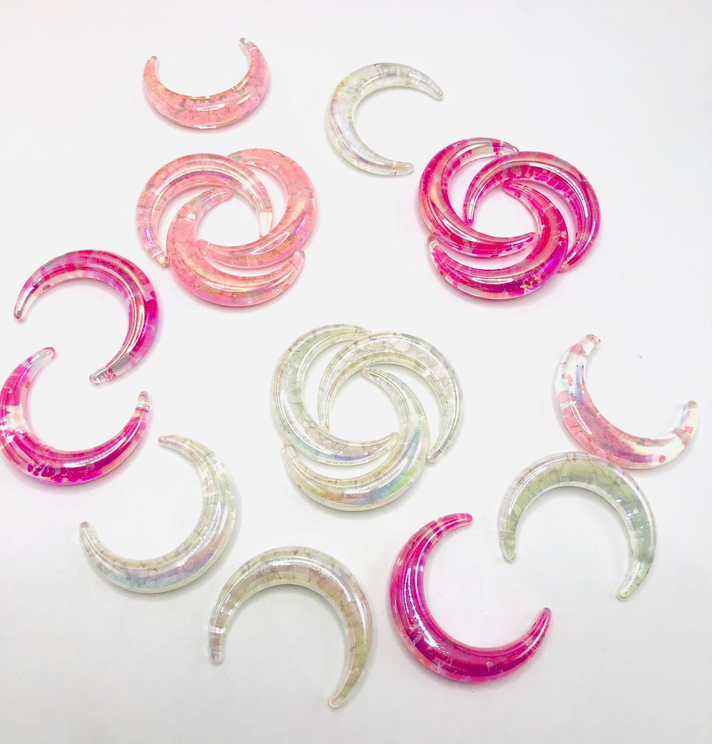 Glitter Cloud and Clear UV Color Moon Acrylic Beads,Random Mix,46mm